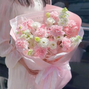 Warm Family Bouquet 💐🤍 - An Expression of Love and Gratitude