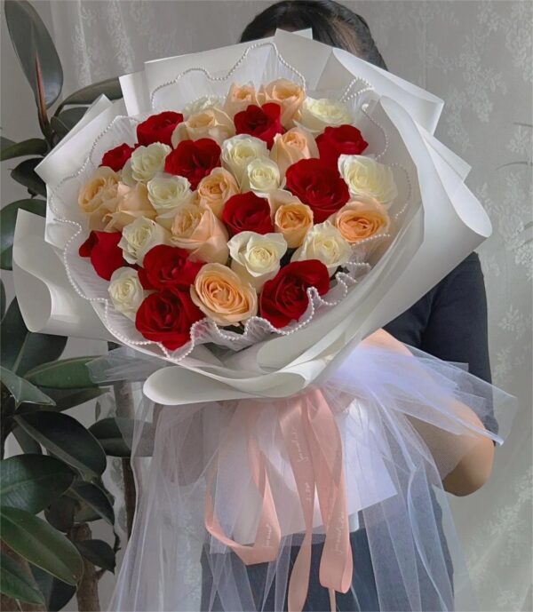 Colorful Mixed Rose Bouquet 🌹💐 - A Beautiful Fusion of Romance and Passion