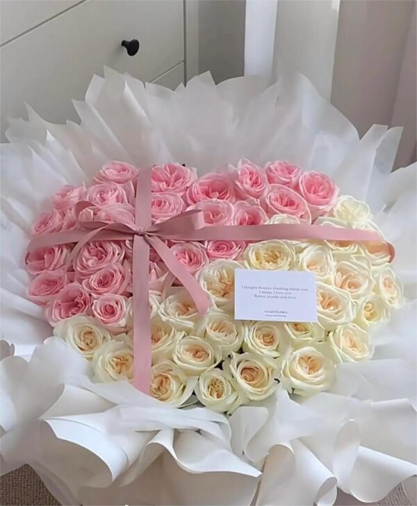 Colorful Gradient Rose Bouquet 🌹💞 - The Fusion of Passion and Tenderness in Love - Image 3