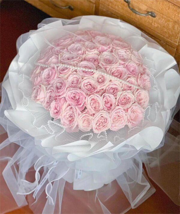 Dreamy Pink Rose Bouquet 🌸💖 - The Perfect Symbol of Purity and Romance