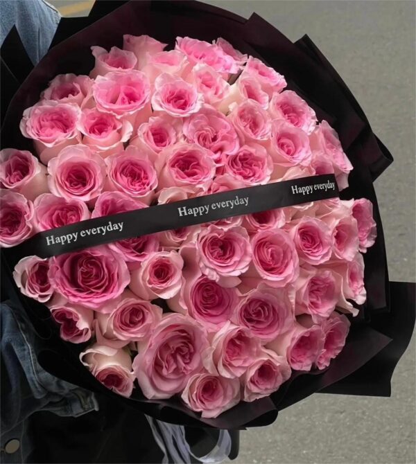 Sweet Pink Rose Bouquet 🌸💖 - Happiness and Romance Every Day
