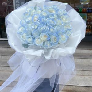 Dreamy Blue and White Rose Bouquet 🌸💙 - A Symbol of Purity and Romance