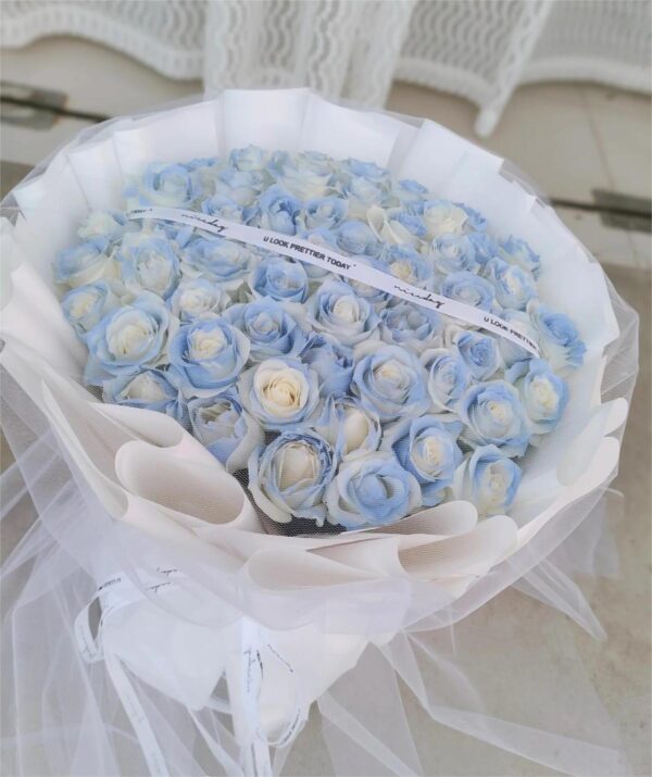 Blue Trendy Rose Bouquet 🌊💙 - The Most Special Romantic Moment for You